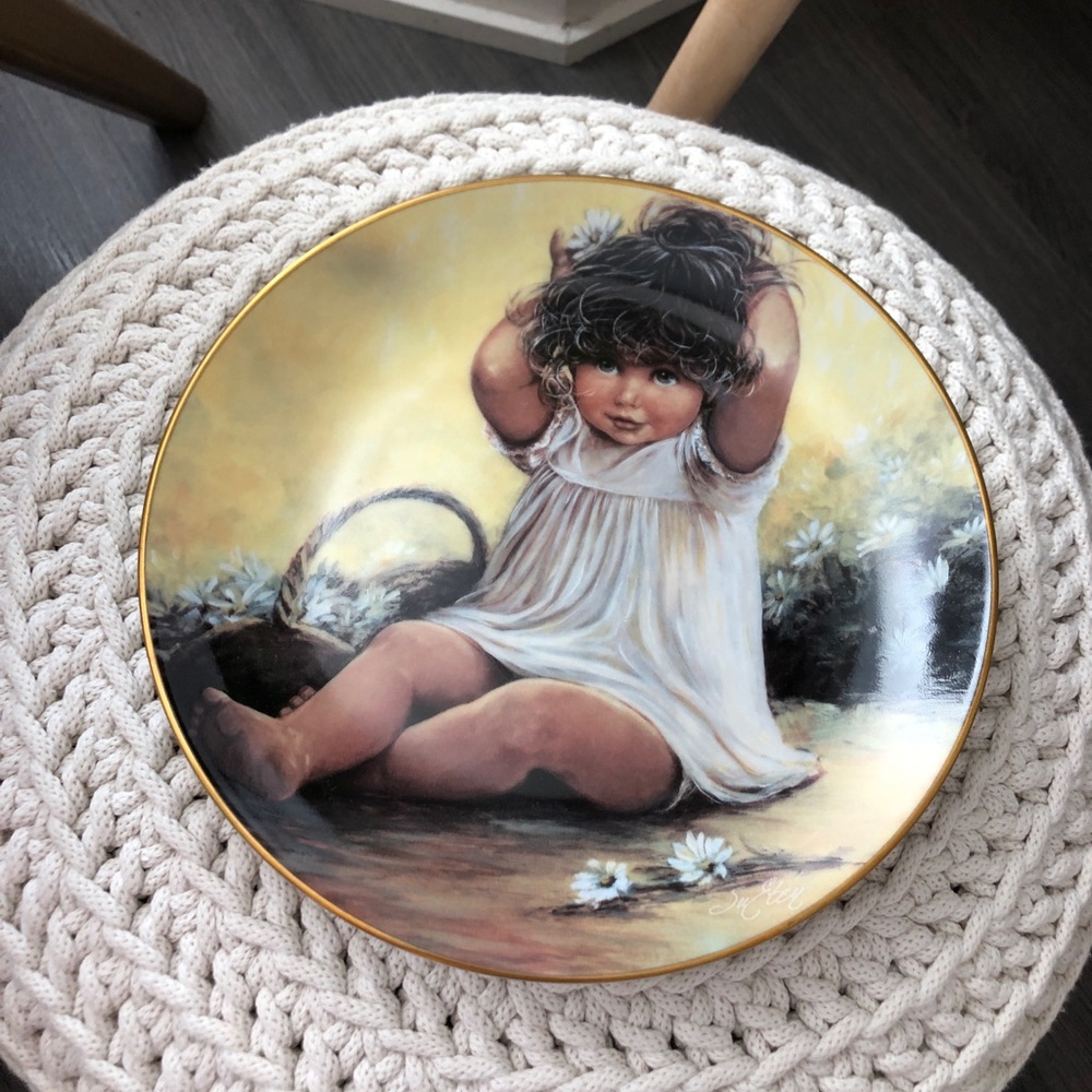 1982 Collector’s Plate - Picture 9 of 15